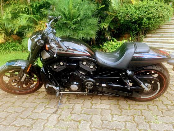 HARLEY-DAVIDSON V ROD NIGHT ROD ESPECIAL HARLEY-DAVIDSON V ROD NIGHT ROD ESPECIAL